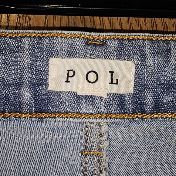 POL Embroidery Denim - Size 31 - Picture 5 of 5